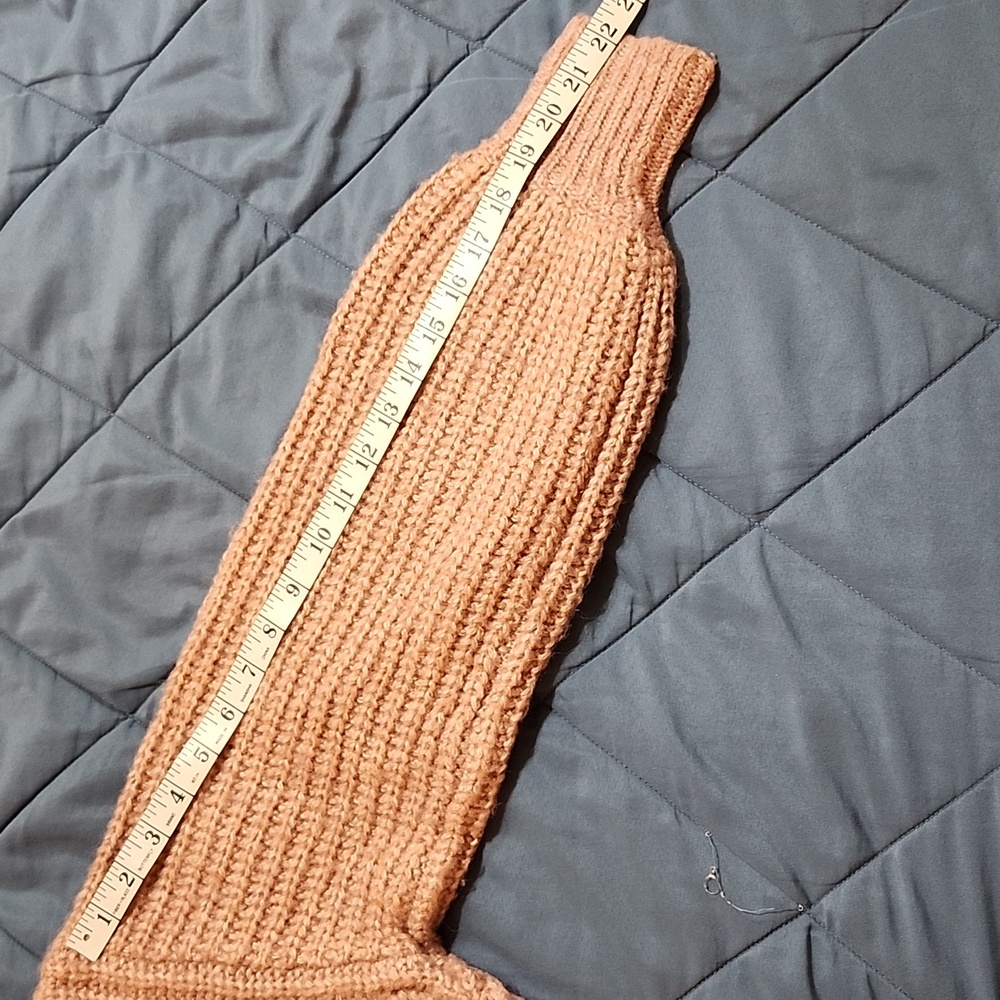 ASTR The Label Tina Pom Pom Sweater size S - Picture 15 of 16